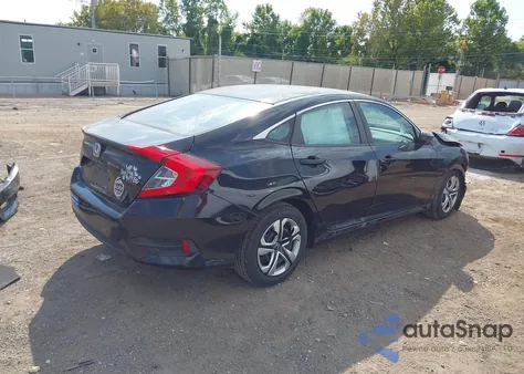 2017 Honda Civic Lx z USA, uszkodzony, nr VIN 19XFC2F53HE036669